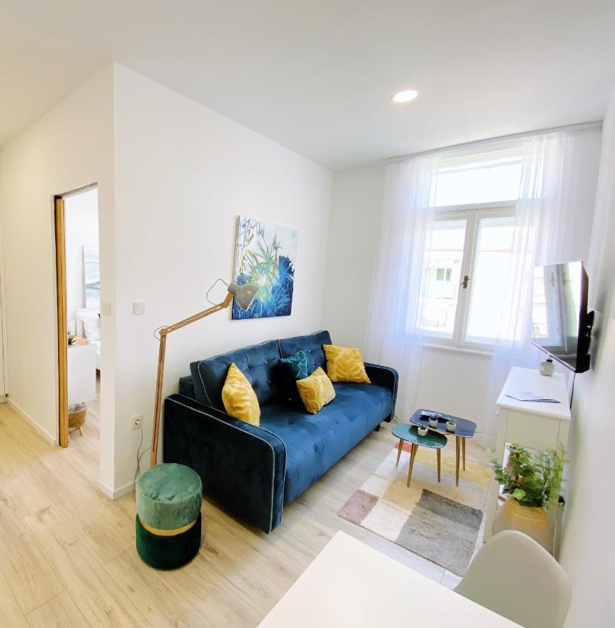 شقة New Stylish & Modern Studio Apart - With Sea View بولا المظهر الخارجي الصورة