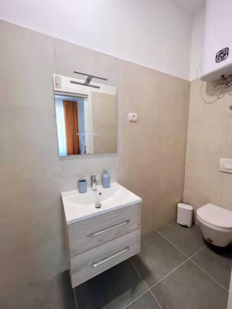 شقة New Stylish & Modern Studio Apart - With Sea View بولا المظهر الخارجي الصورة